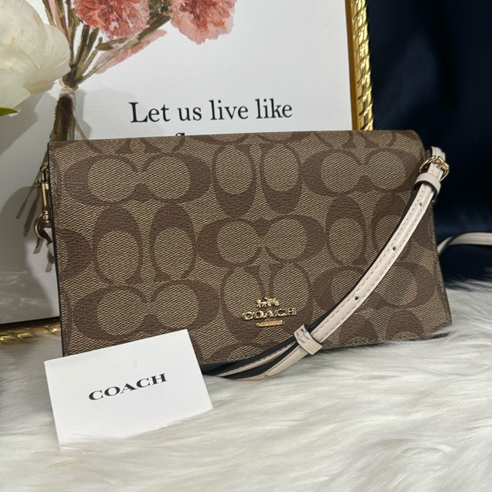 🤍🤎Coach Anna Foldover Clutch Crossbody In Signature Canvas
